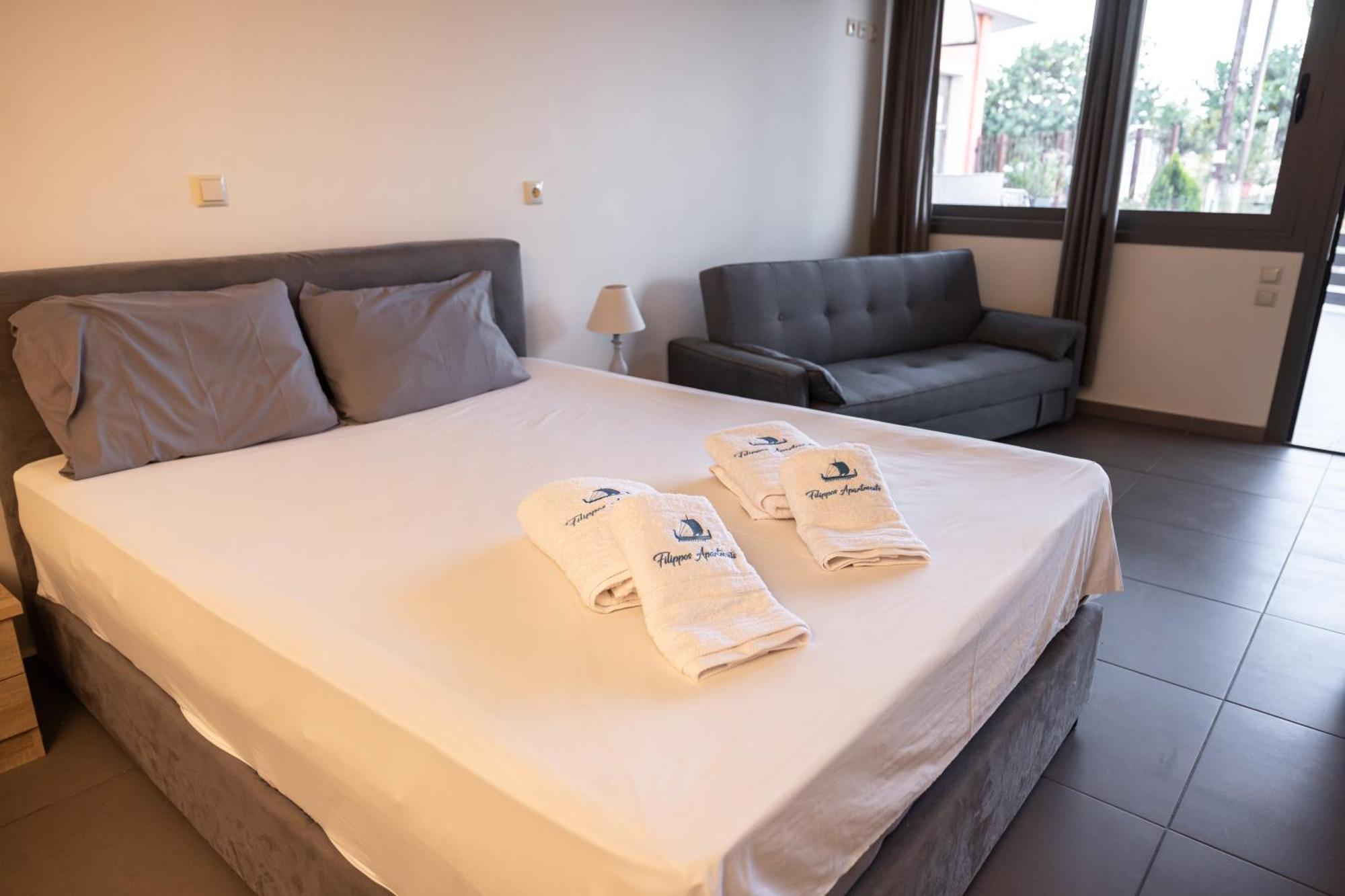 Filippos Apartments Amarynthos Ngoại thất bức ảnh