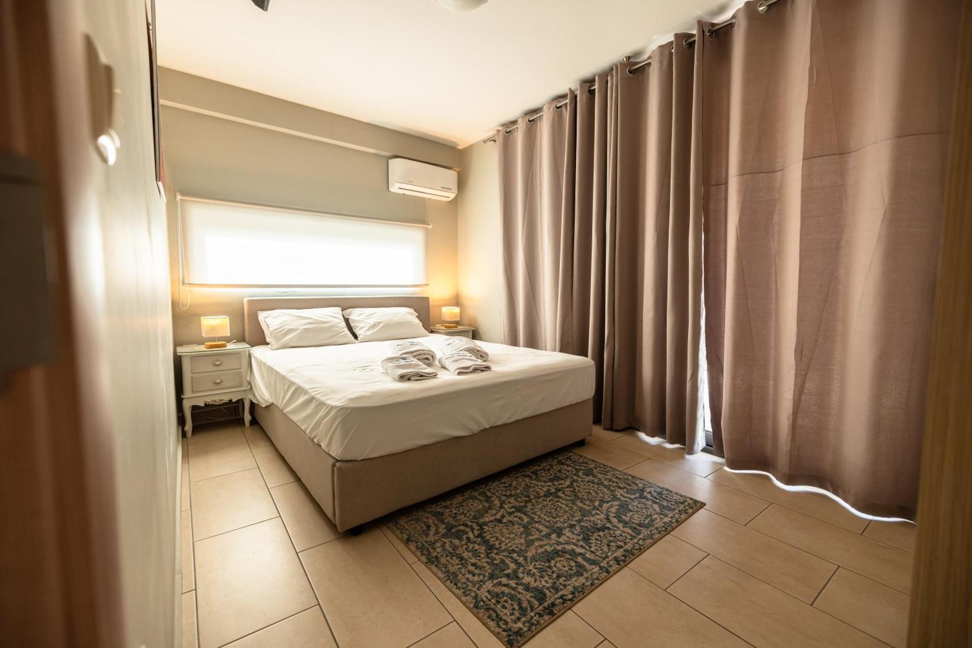 Filippos Apartments Amarynthos Ngoại thất bức ảnh