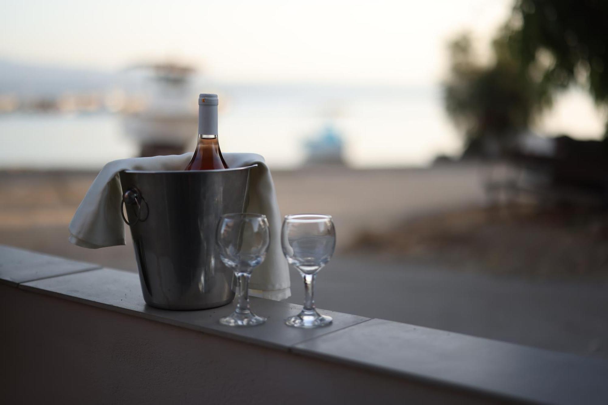 Filippos Apartments Amarynthos Ngoại thất bức ảnh