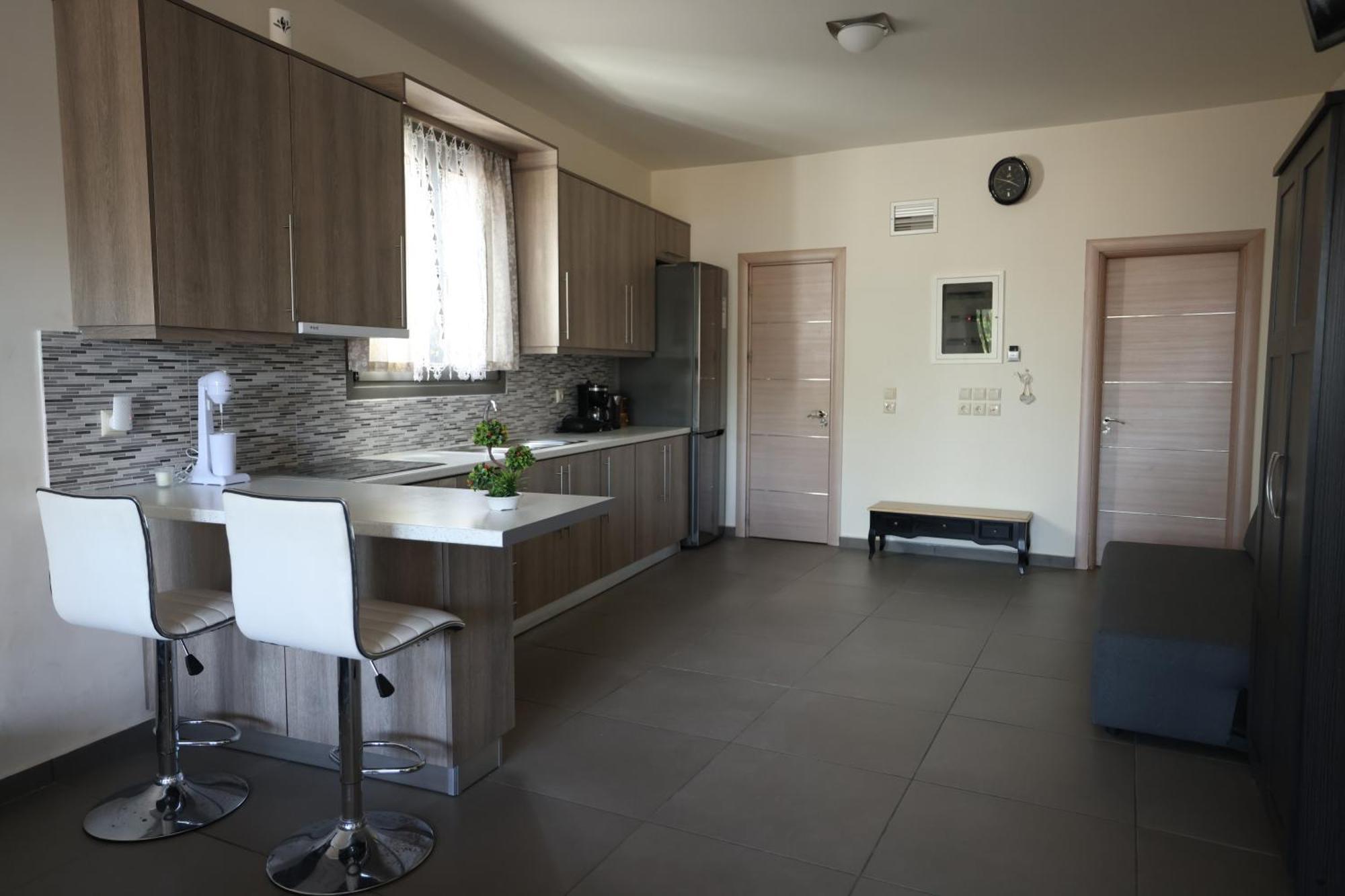 Filippos Apartments Amarynthos Ngoại thất bức ảnh